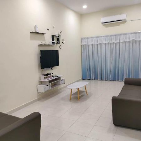 My Homestay Sitiawan - Astronaut Space House 8 Pax Eksteriør bilde
