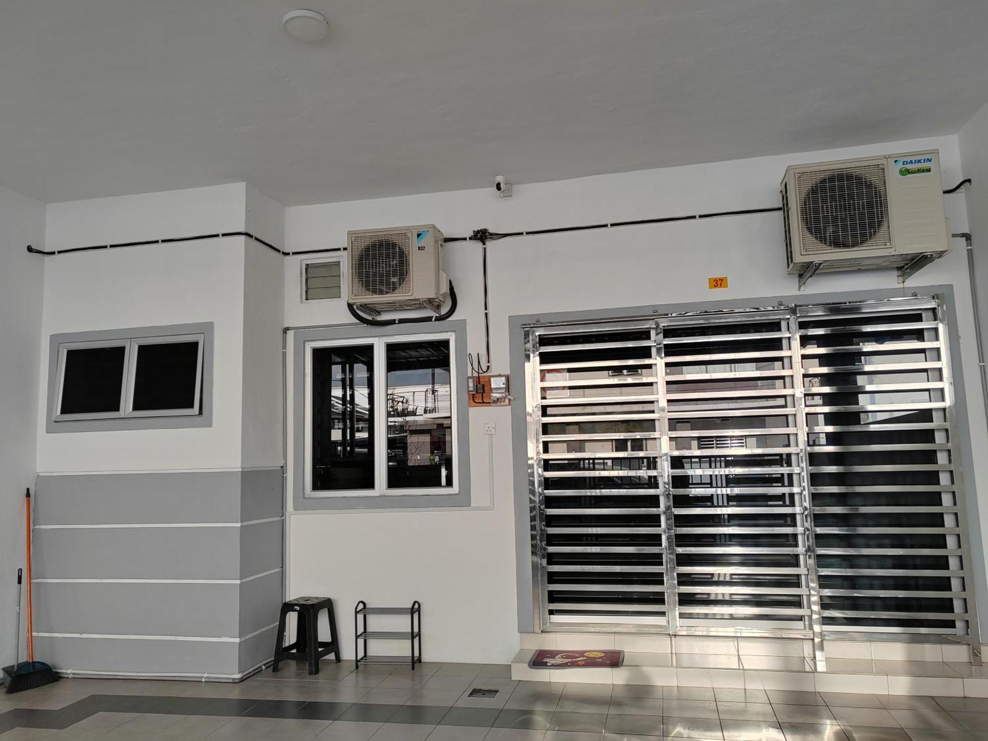 My Homestay Sitiawan - Astronaut Space House 8 Pax Eksteriør bilde